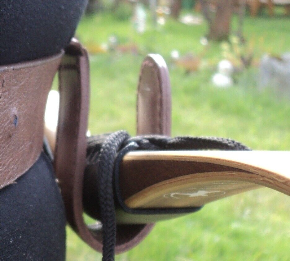 Bearpaw Bogenhalter Gürtelhalter braun - kb-bogensport